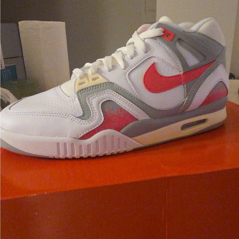 Nike White and Red Sneakers